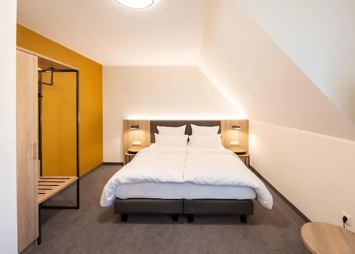Hotel Rheinischer Hof